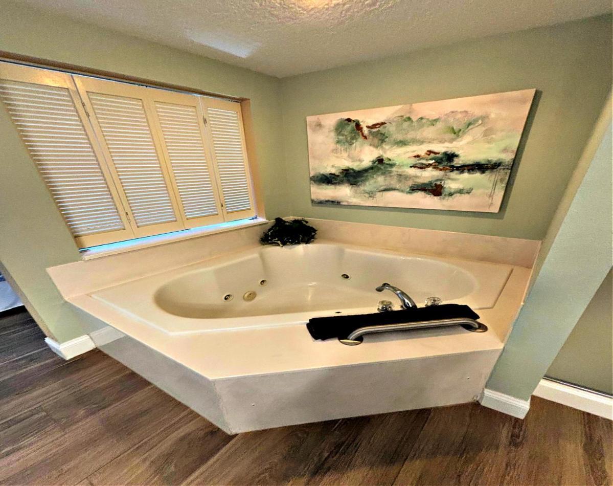 דייטונה ביץ' Vacation In Comfort And Luxury - 2Br Oceanview - Wyndham Ocean Walk Resort 2332-0 מראה חיצוני תמונה